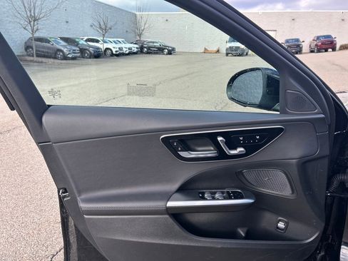 Used 2025 Mercedes-Benz C 300 4MATIC Sedan image 10