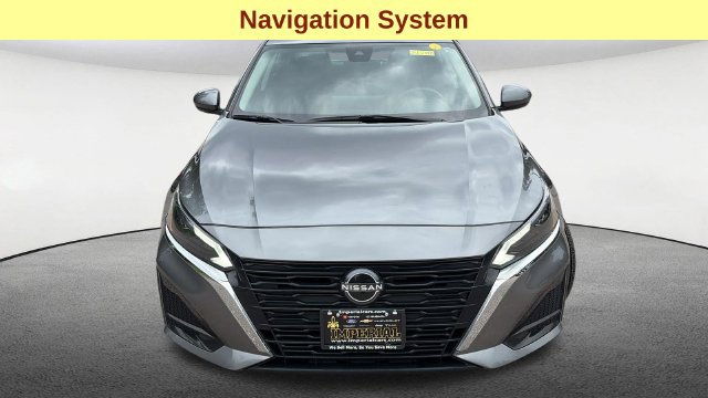 Used 2023 Nissan Altima 2.5 SV w/ SV Premium Package AWD/4WD image 4