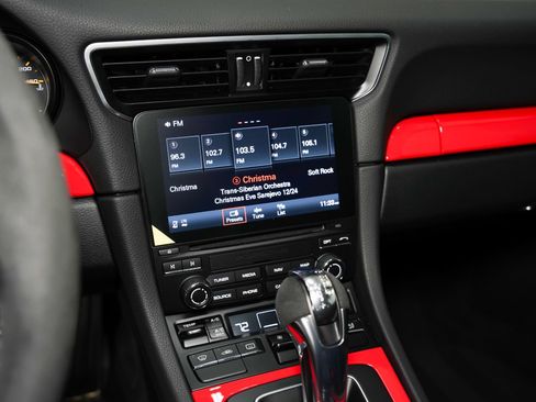 Used 2018 Porsche 911 GT3 image 46