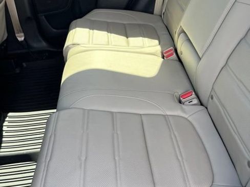 Used 2022 Honda CR-V EX-L image 10
