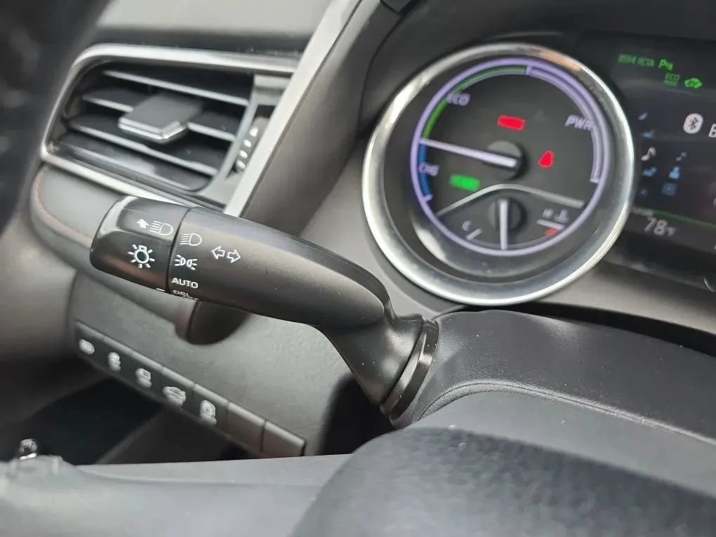 Used 2019 Toyota Camry XLE w/ Driver Assist Package FWD image 21
