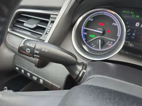 Used 2019 Toyota Camry XLE w/ Driver Assist Package FWD image 21