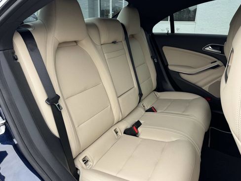 Used 2018 Mercedes-Benz CLA 250 image 11