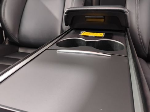 Used 2021 Tesla Model Y 2WD image 59