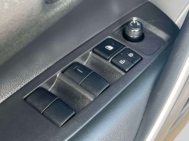 Certified 2023 Toyota Corolla SE w/ Carpet Mat Package (TMS) FWD image 22