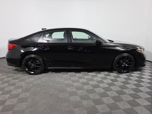 Used 2023 Honda Civic Sport image 5