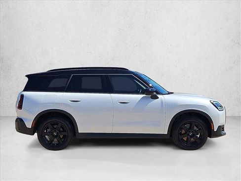 Used 2025 MINI Cooper Countryman S w/ Comfort Package Max AWD/4WD image 4