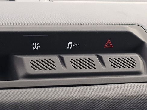 New 2025 Ford Bronco Big Bend image 29