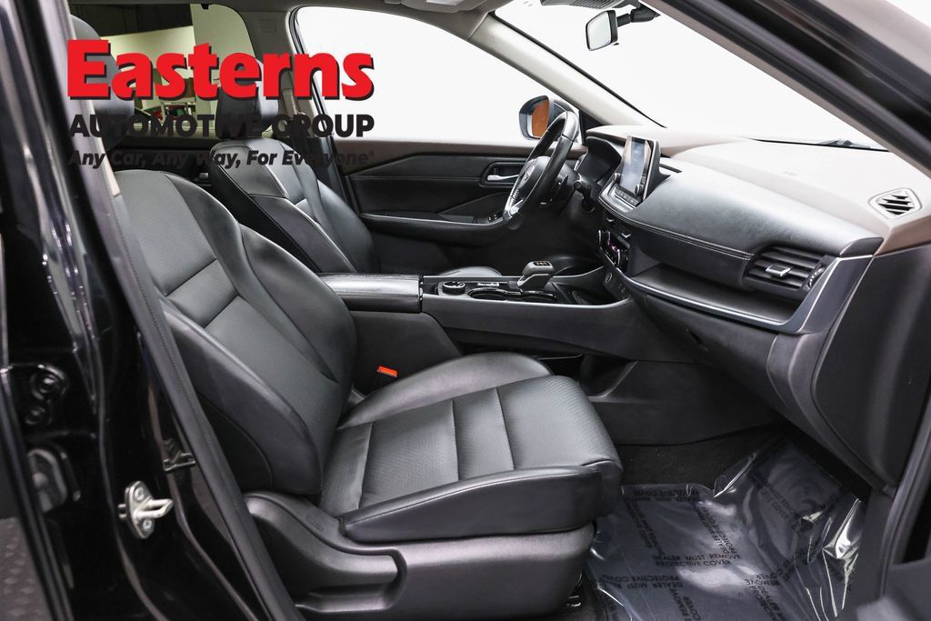 Used 2023 Nissan Rogue SV w/ SV Premium B Package AWD/4WD image 28