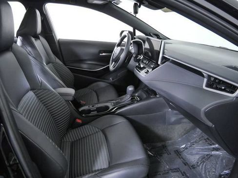 Used 2024 Toyota Corolla XSE FWD image 9