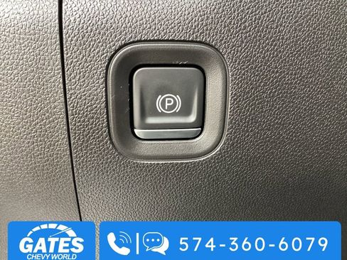 Used 2023 GMC Sierra 2500 Denali w/ Denali Ultimate Package image 29