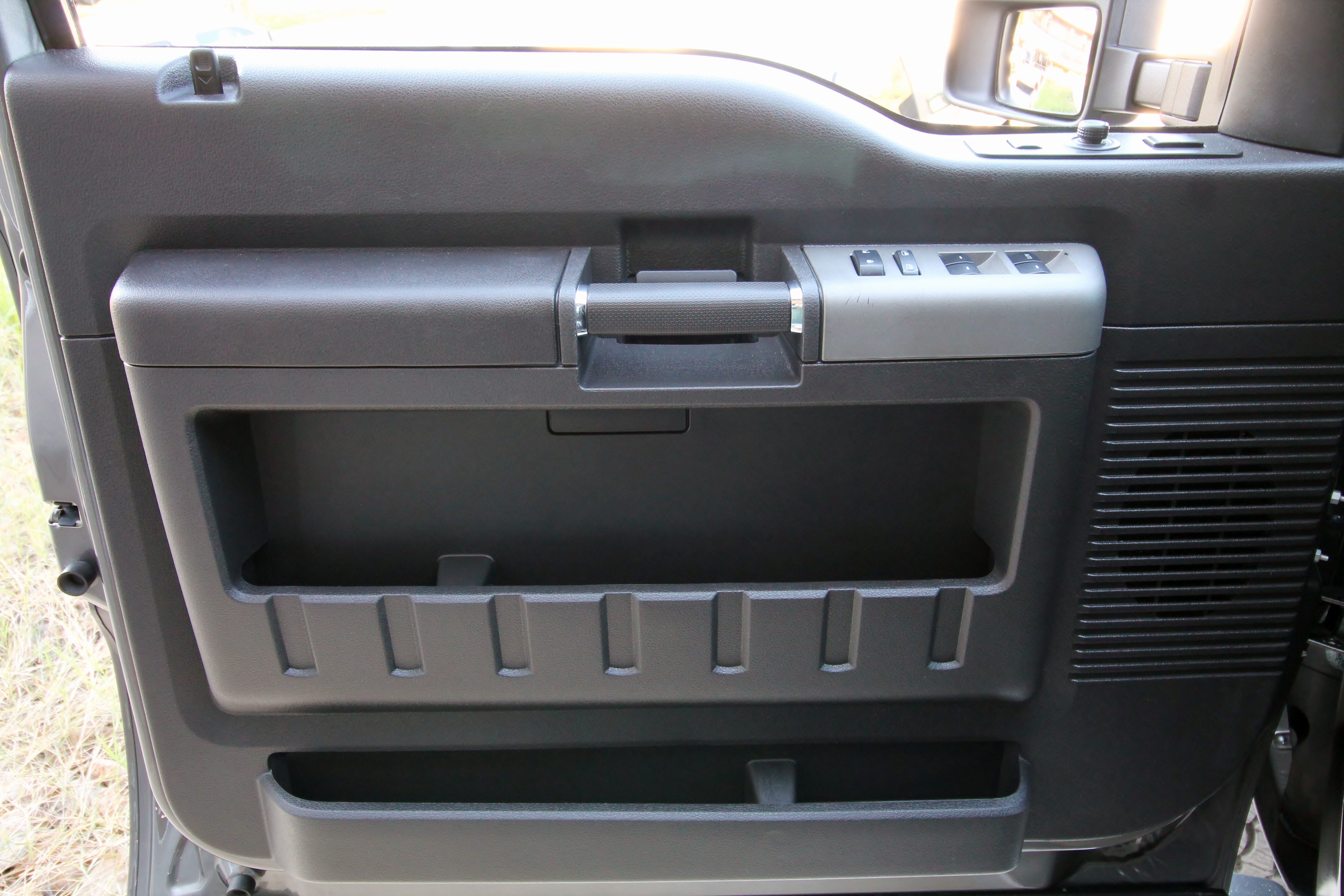 Used 2012 Ford F250 Lariat w/ Chrome Pkg AWD/4WD image 18