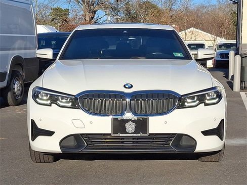 Used 2019 BMW 330i xDrive Sedan w/ Convenience Package image 2