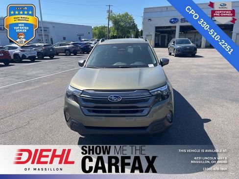 Used 2026 Subaru Forester Premium AWD/4WD image 8
