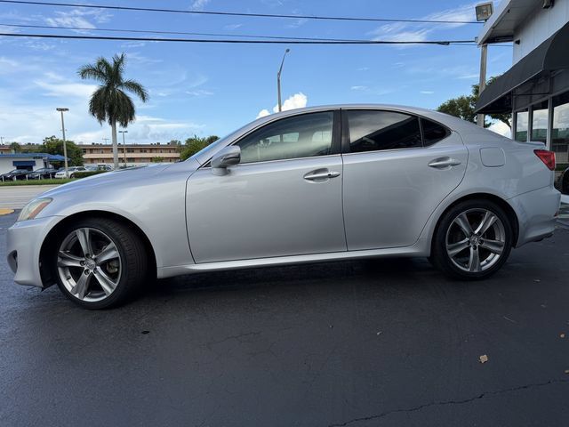 Used 2011 Lexus IS 250 RWD image 2