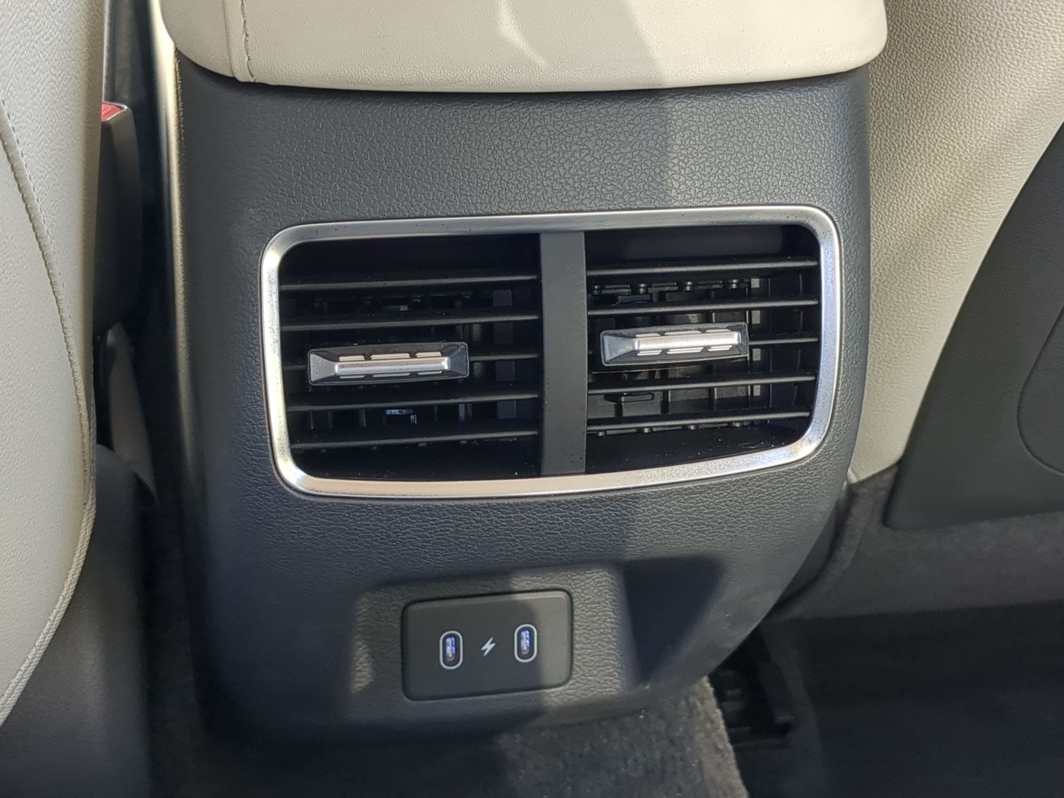 Used 2025 Hyundai Sonata Limited FWD image 29