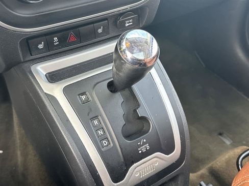 Used 2016 Jeep Compass High Altitude image 29