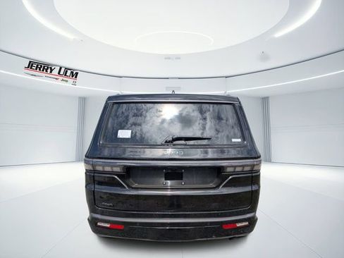 New 2026 Jeep Grand Wagoneer Summit w/ Premium Group III AWD/4WD image 4