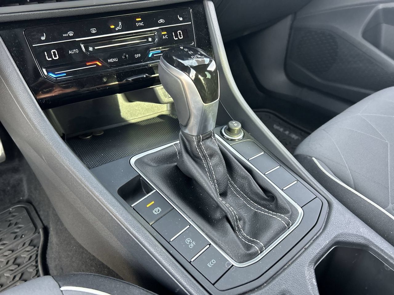 Certified 2026 Volkswagen Jetta Sport FWD image 26