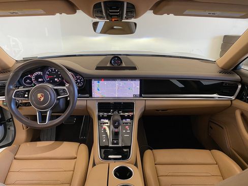Used 2020 Porsche Panamera 4S w/ Premium Package image 16