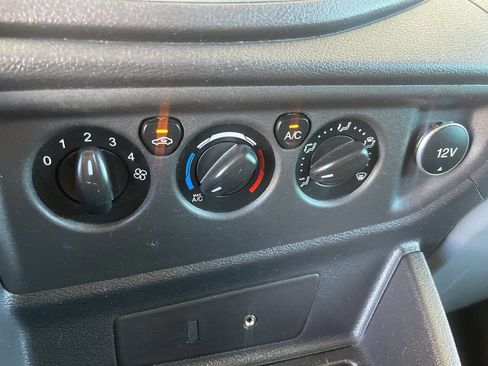 Used 2016 Ford Transit 250 130 Low Roof w/ Exterior Upgrade Package image 27