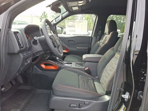 New 2026 Nissan Frontier PRO-4X w/ Pro-4x Convenience Package image 13