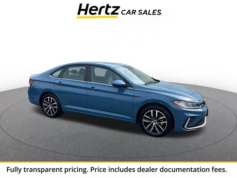 Used 2025 Volkswagen Jetta SE FWD image 1