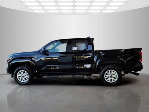 New 2026 Toyota Tacoma SR image 5
