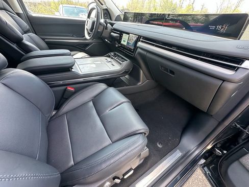 New 2026 Lincoln Navigator Reserve AWD/4WD image 21