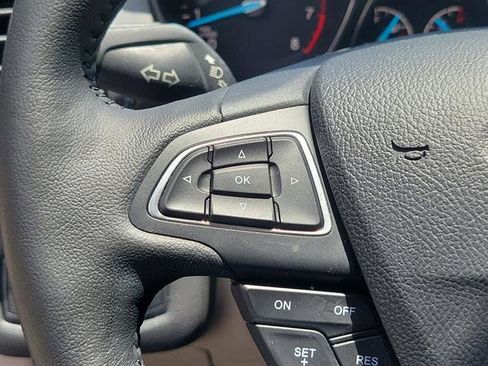 Used 2019 Ford Escape Titanium image 64