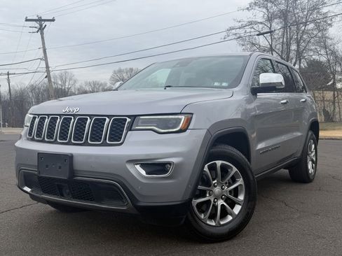 Used 2017 Jeep Grand Cherokee Limited w/ Luxury Group II image 1