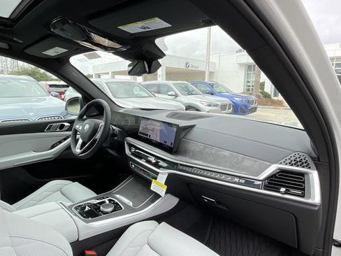 New 2026 BMW X5 sDrive40i image 20