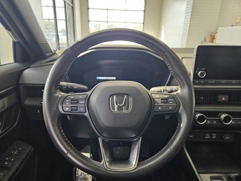 Used 2023 Honda CR-V Sport image 17