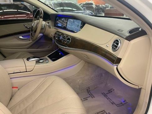 Used 2016 Mercedes-Benz S 550 4MATIC Sedan image 12