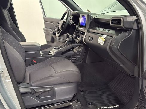 Certified 2024 Toyota Tacoma SR image 18