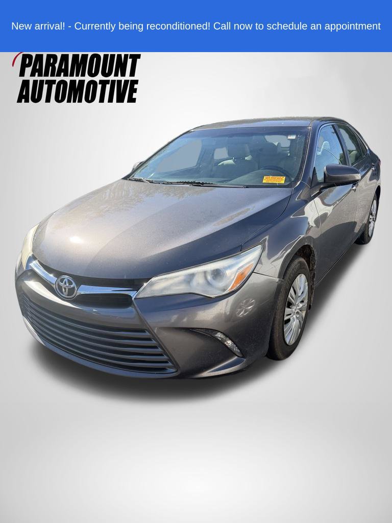 Used 2017 Toyota Camry LE FWD image 1
