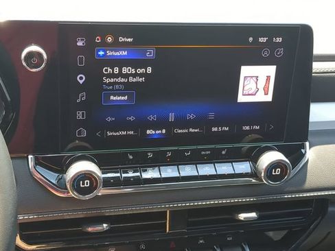 Used 2025 Chevrolet Colorado LT w/ Advanced Trailering Package RWD image 21