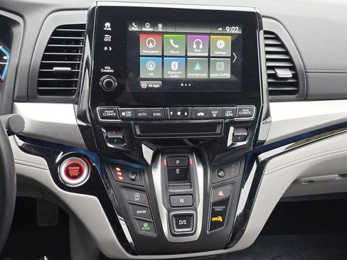 Used 2023 Honda Odyssey Touring image 29