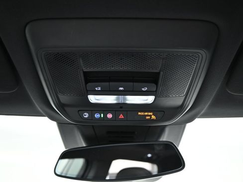 New 2026 Chevrolet Equinox EV LT w/ LPO, Blackout Package AWD/4WD image 48