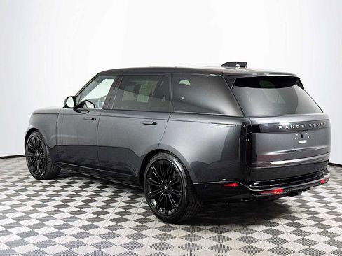 Used 2024 Land Rover Range Rover Long Wheelbase SE AWD/4WD image 7