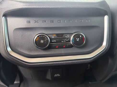 New 2026 Ford Expedition Platinum w/ Driver's Package AWD/4WD image 19
