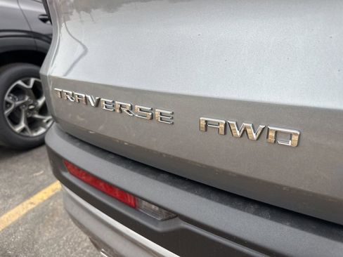 New 2026 Chevrolet Traverse LT image 12