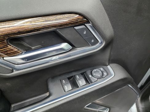 Used 2024 GMC Sierra 2500 SLE w/ SLE Value Package; image 43