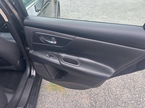 Used 2018 Nissan Altima 2.5 S FWD image 17