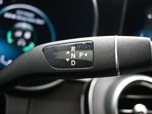 Used 2022 Mercedes-Benz GLC 300 4MATIC image 27