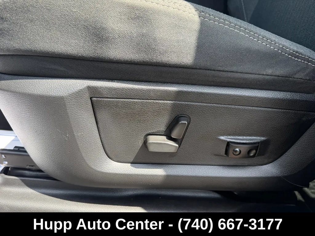 Used 2021 RAM 2500 Big Horn w/ Level 1 Equipment Group AWD/4WD image 8