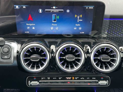 New 2026 Mercedes-Benz GLB 250 4MATIC image 25