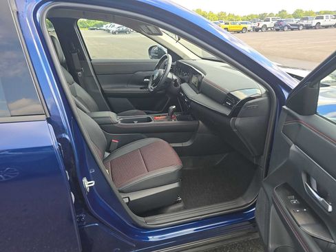 Used 2026 Nissan Kicks SR FWD image 14