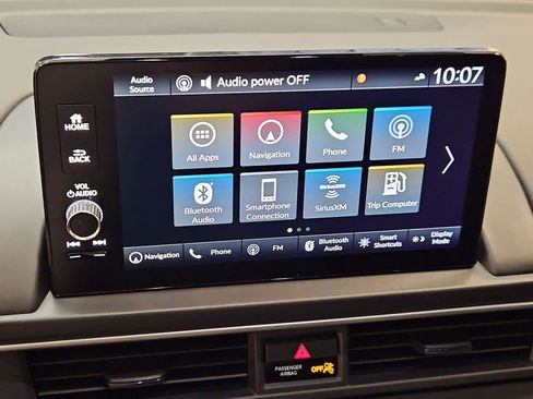 Certified 2025 Honda Pilot Touring image 6