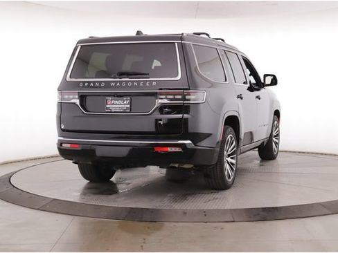 Used 2025 Jeep Grand Wagoneer 4WD image 7